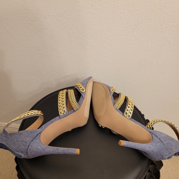 Shoedazzle Denim Pointed Toe Ankle Strap Stilettos Heel Gold Chains SZ 10 - Picture 4 of 13